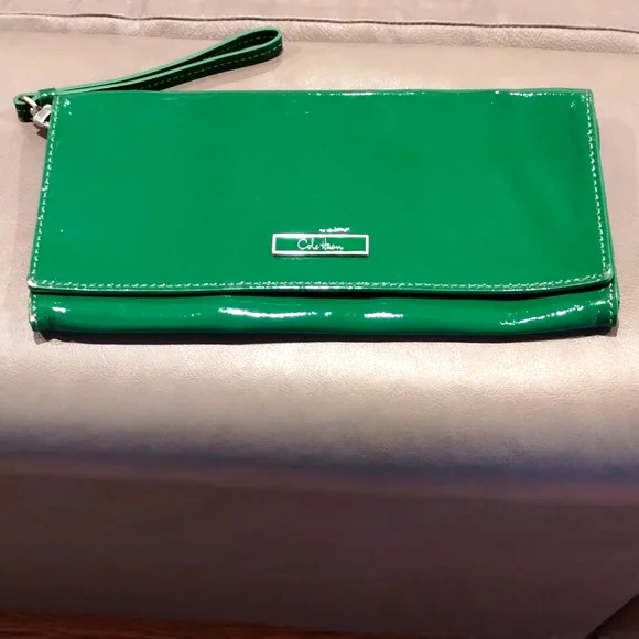 Cole Haan Leather Green Wristlet Wallet Patent Leather Clutch - X Large- GUC - Picture 15 of 17